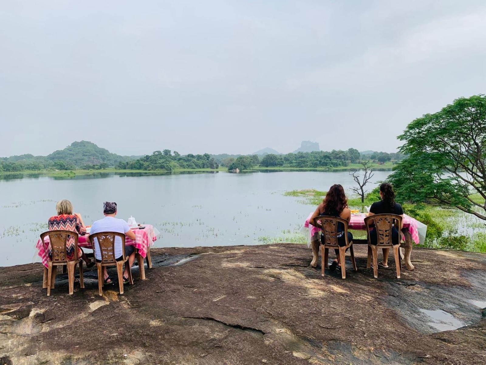 Sigiri Lake Paradise Sigiriya Exterior photo